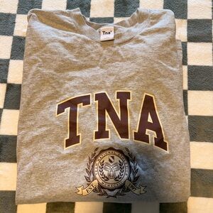 Aritzia TNA longsleeve crew